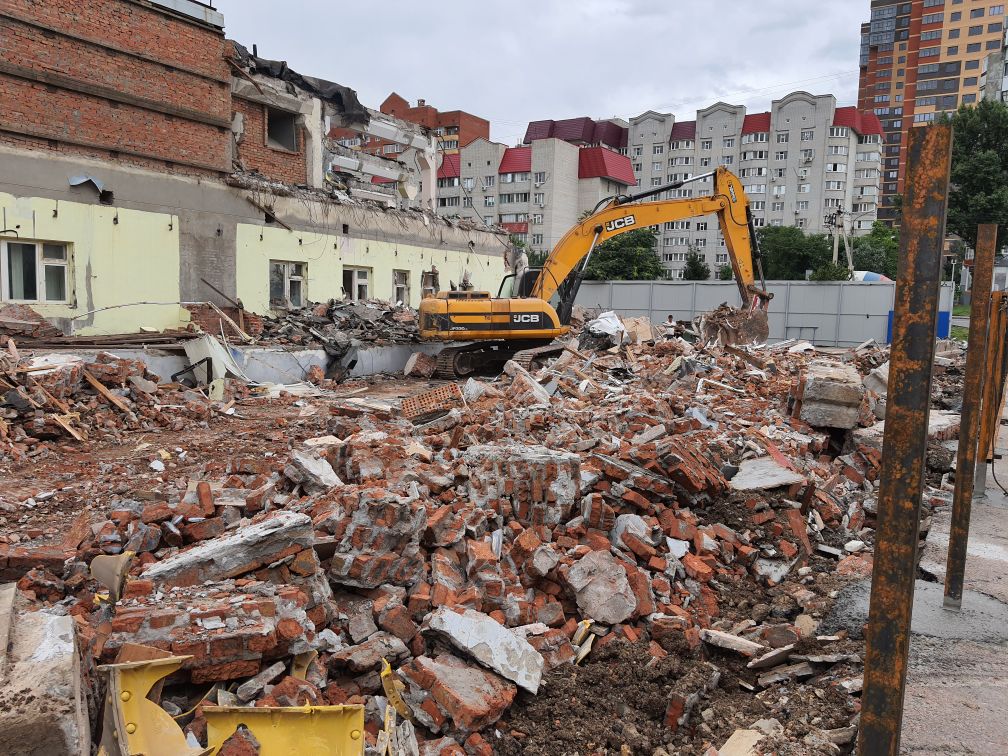 Аварийный дом на улице Усиевича в Нижнем Новгороде снесут за 700 тысяч рублей - фото 1