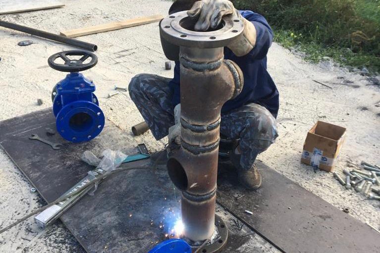 Жители двух районов в Ростове остались без воды из-за порыва на сетях - фото 1