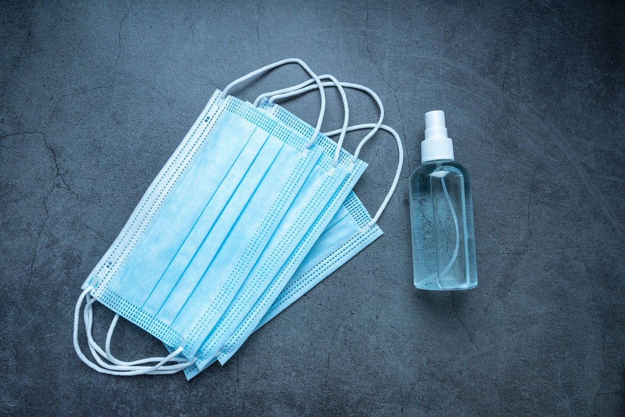 Ещё один торговый центр в Воронеже попался на массовых ковидных нарушениях - фото 1