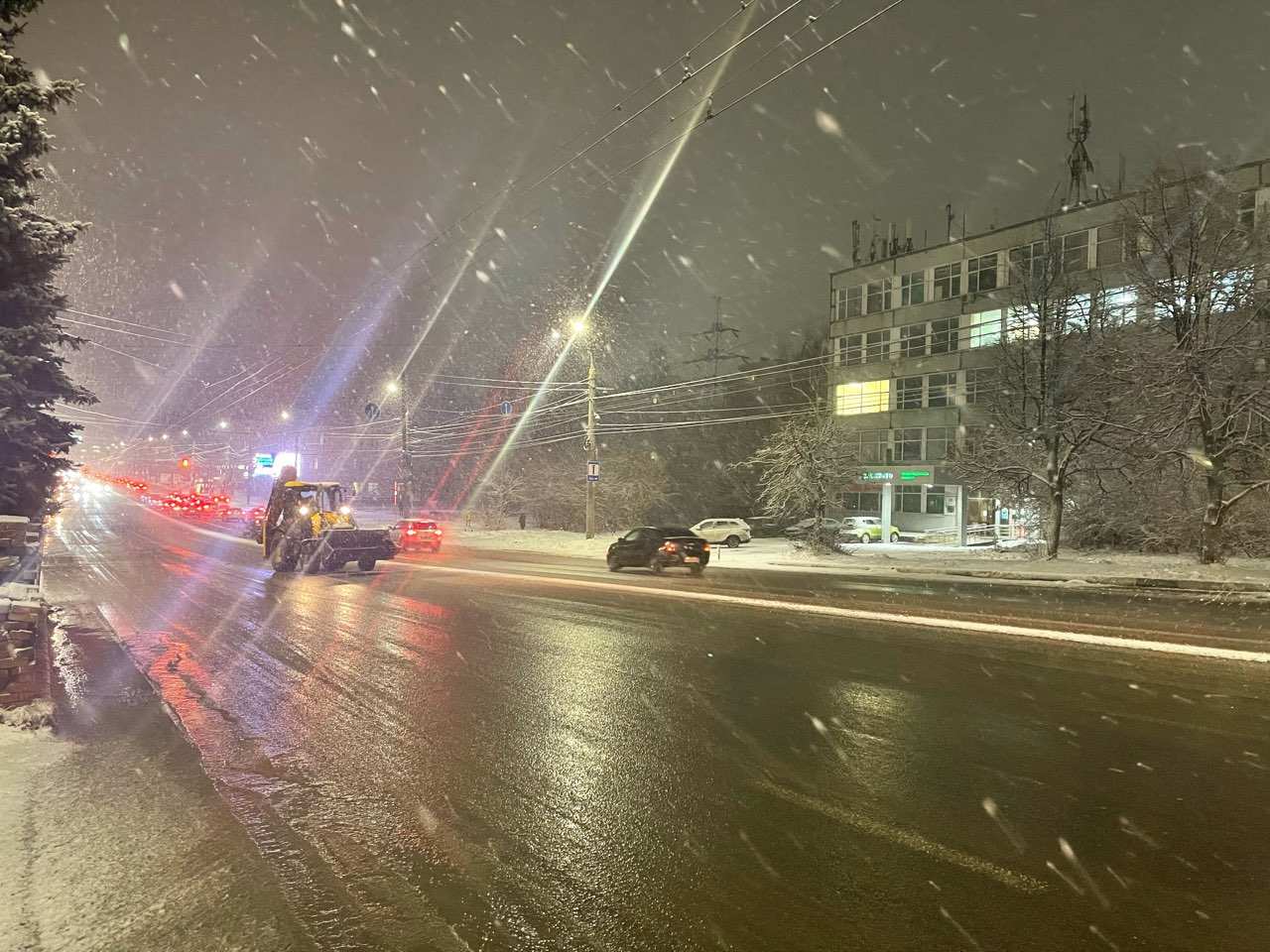 Ледяной дождь и сильный ветер надвигаются на Нижегородскую область  - фото 1