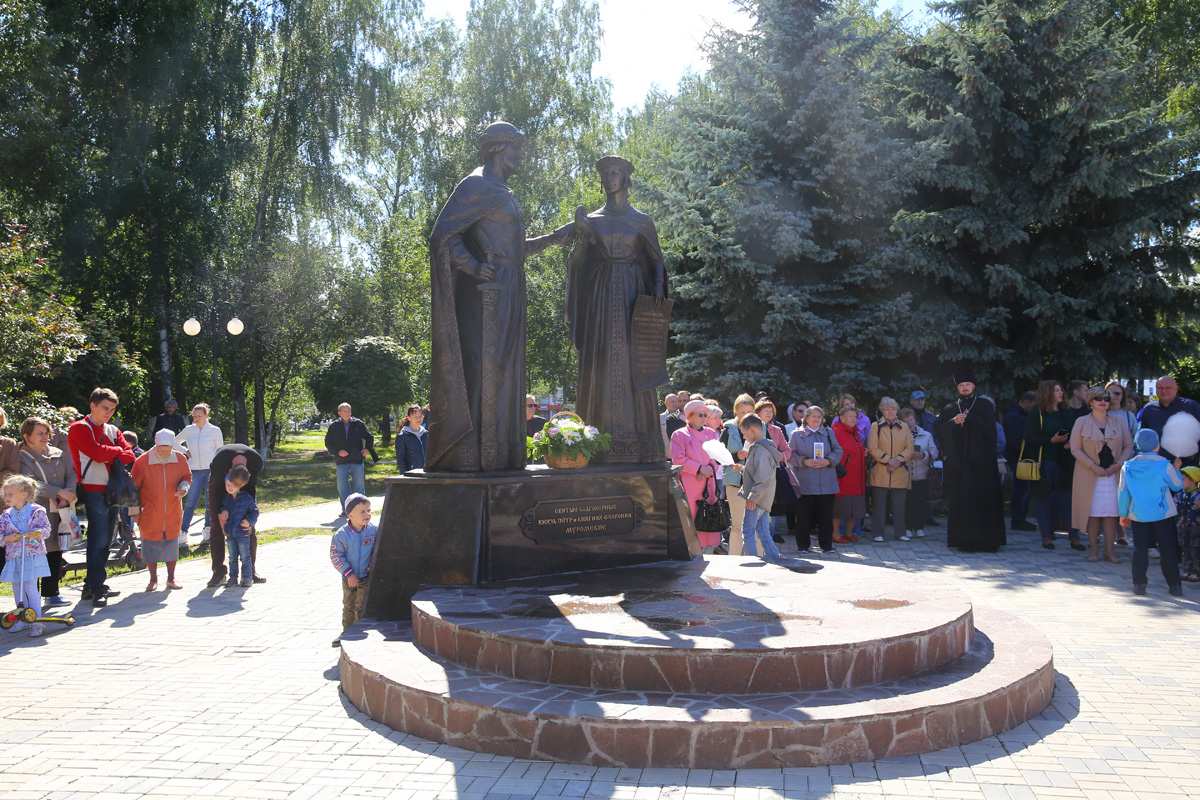 Нижний новгород приокский. Памятники в Приокском районе Нижнего Новгорода. Достопримечательности Приокского района Нижнего Новгорода. Приокский район достопримечательности. Музей истории Приокского района Нижний Новгород.