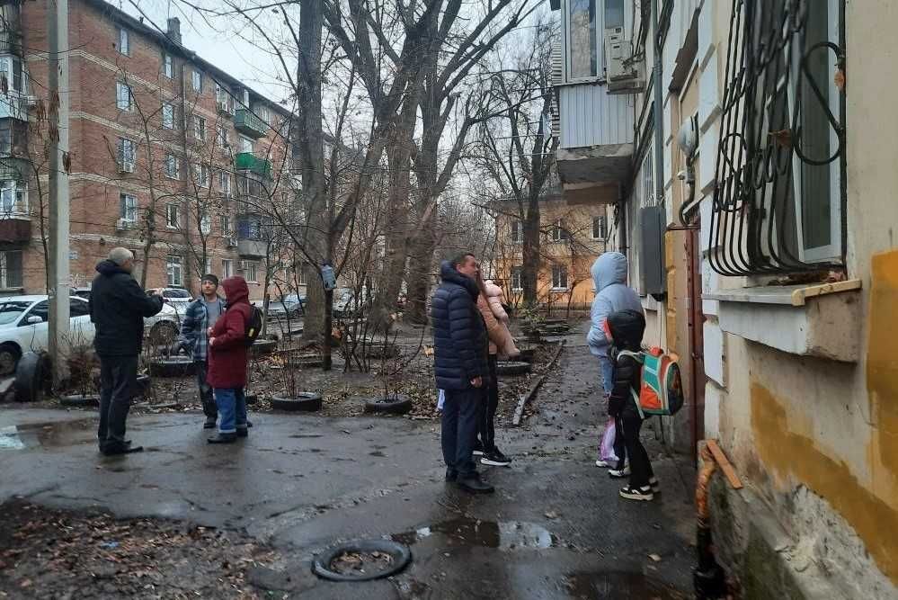 Еще одной ростовской УК грозят штрафы за аварийные балконы и темные подъезды - фото 1