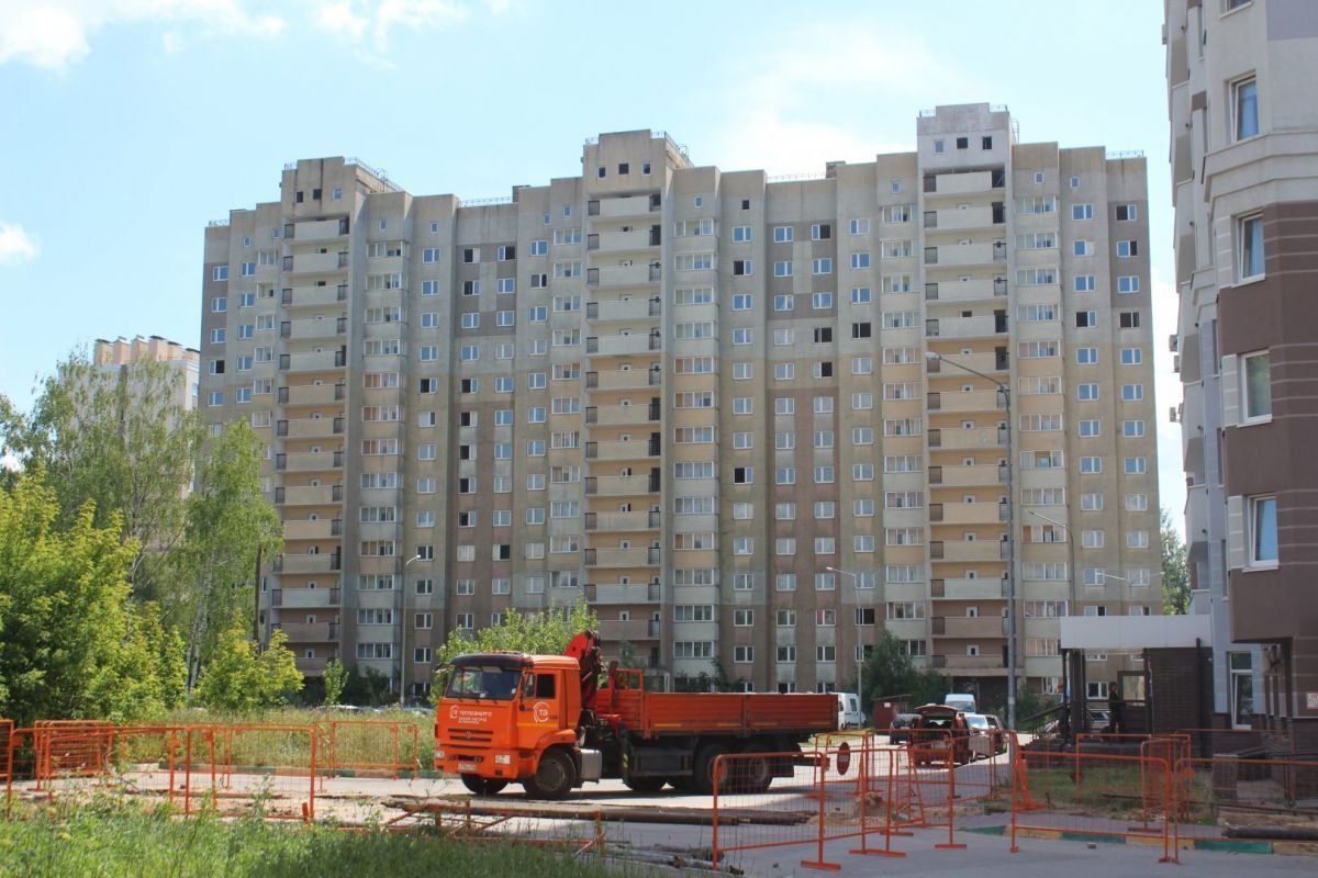 Один из недостроенных домов Минобороны снесут на проспекте Гагарина - фото 1